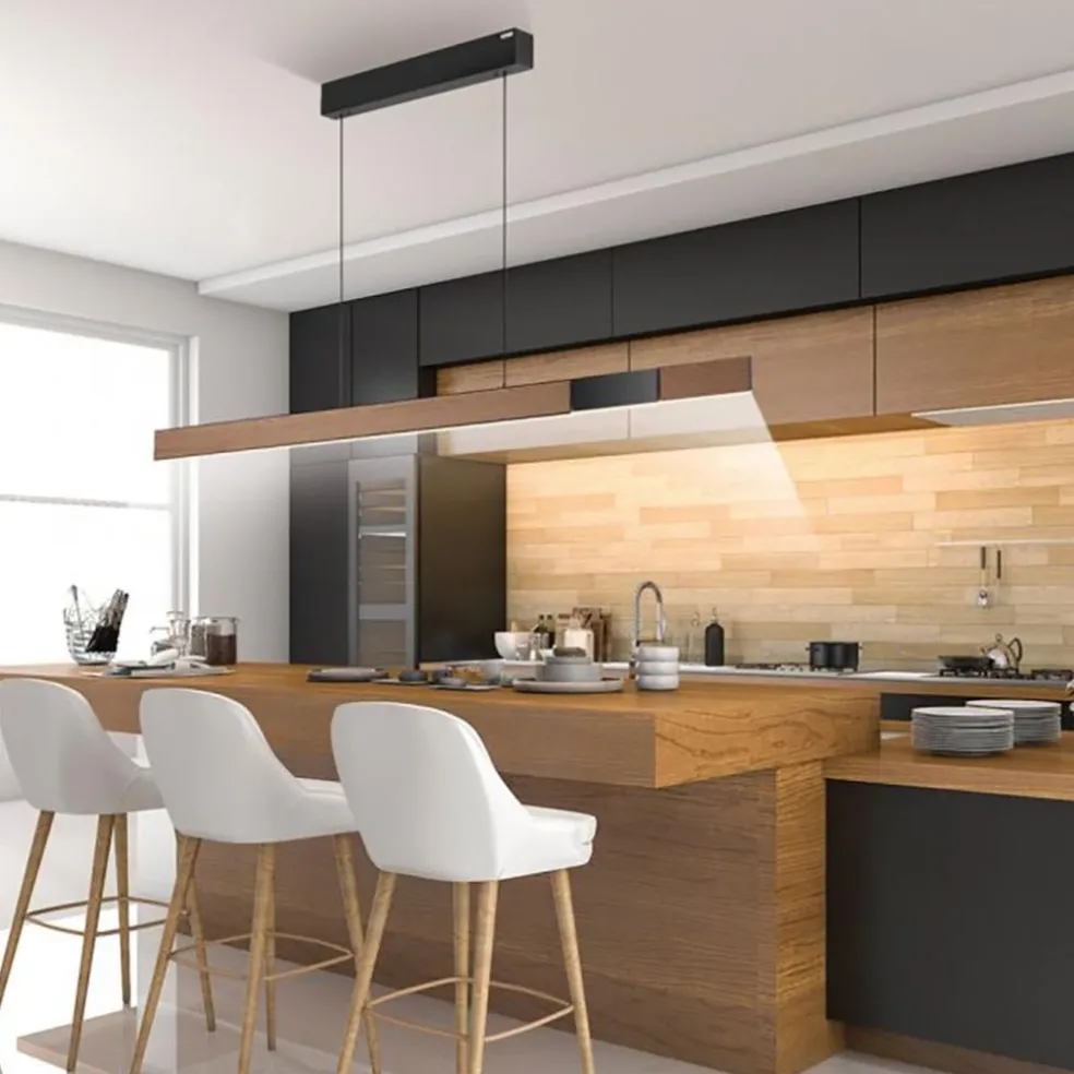 Elektrisch verstelbare LED hanglamp zwart met hout