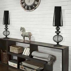 Grote draad tafellamp met zwarte kap