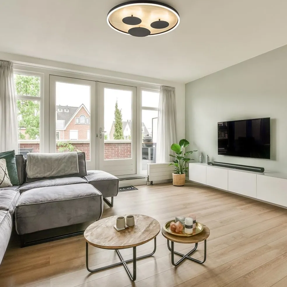 Grote LED plafondlamp zwart met houtlook dimbaar