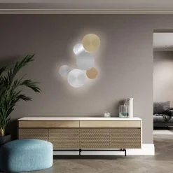 Kleine LED wandlamp op accu grijs