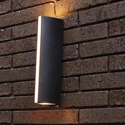 Langwerpige zwarte buitenlamp up+down en front