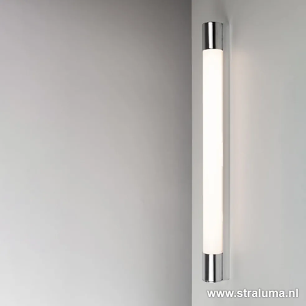 LED badkamer-wandlamp met stopcontact