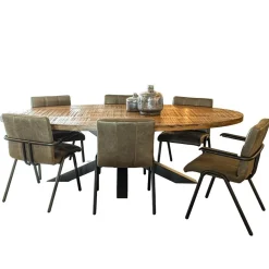 Lederen armstoel olijf groen met zwart metalen pootjes