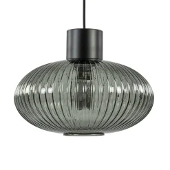 Mat zwarte hanglamp met geribbeld smoke glas ovaal