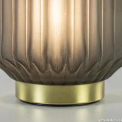 Olijf groene tafellamp Ivot op batterij