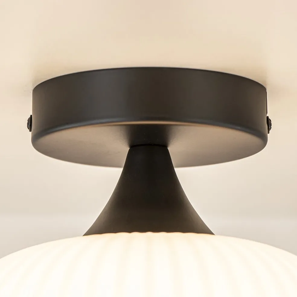 Ronde plafondlamp retro zwart met wit glas
