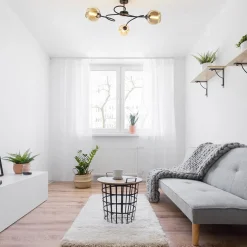 Strak klassieke plafondlamp met amber glazen bollen