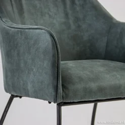 Trendy kuipstoel met zwart metalen poot