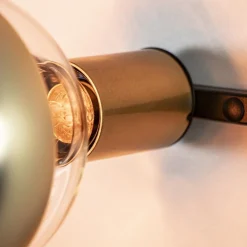 Wandlamp zwart/goud inclusief plantenpotten