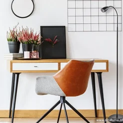 Zwarte vloer/leeslamp touch dimbaar